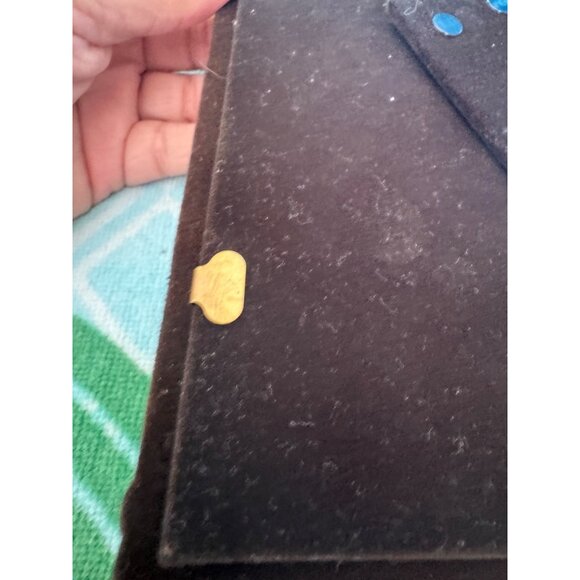 Vintage 80's Gold & Silver Tone Tabletop Picture Frame With Velvet Back Stand - Picture 6 of 7